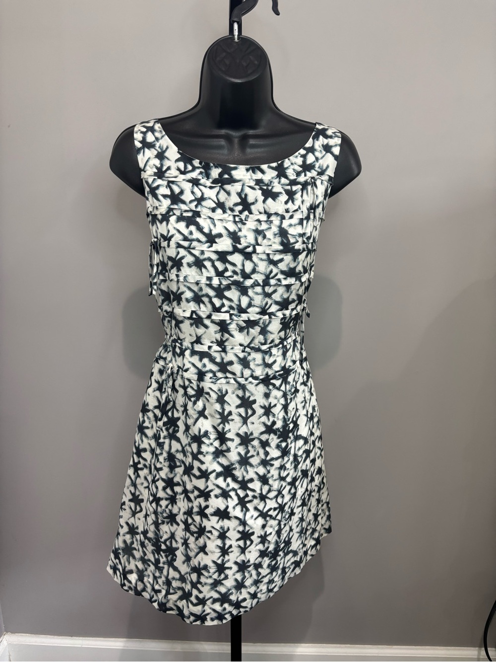 J. Crew Vintage Y2K Black and White Sleeveless Dress with Gathered Top Sz 10